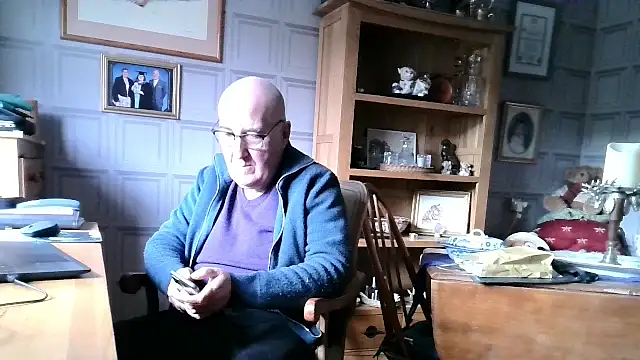 Adamdaddybear online show from January 25, 2025, 1:52 pm