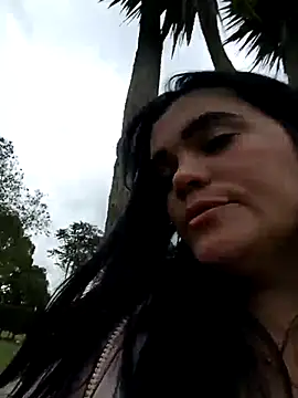 Snapshot of blue_angel33 chatting on October 3, 2025, 2:40 pm blue angel33 online show from October 3, 2025, 2:40 pm