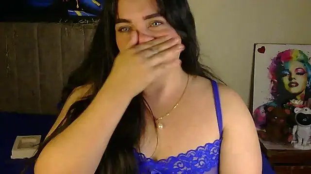 Snapshot of blue_angel33 chatting on October 22, 2025, 1:16 am blue angel33 online show from October 22, 2025, 1:16 am