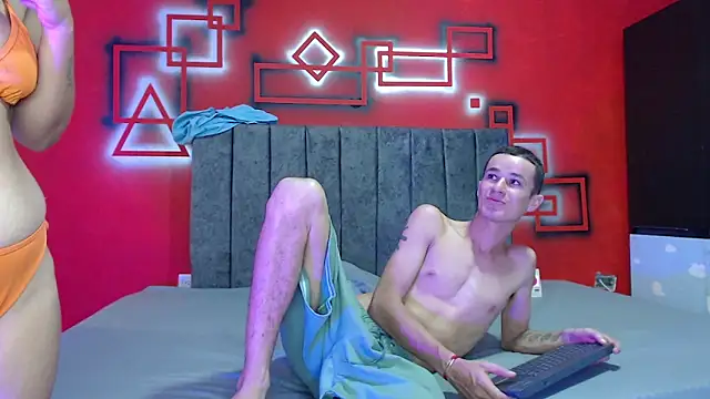 Snapshot of dirty_couple22 chatting on September 17, 2025, 2:08 pm dirty couple22 online show from September 17, 2025, 2:08 pm