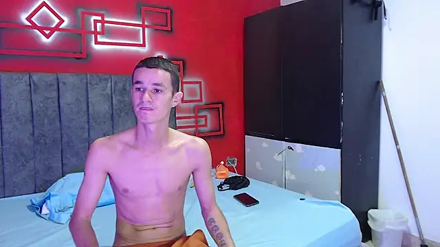 Snapshot of dirty_couple22 chatting on September 22, 2025, 1:17 pm dirty couple22 online show from September 22, 2025, 1:17 pm