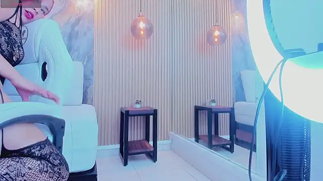 Snapshot of ella_harper chatting on September 30, 2025, 2:39 am ella harper online show from September 30, 2025, 2:39 am