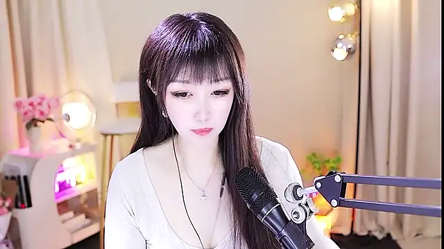 xiaoya666--baby online show from October 1, 2025, 3:38 pm