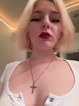 XMelissaX online show from March 31, 2026, 8:00 pm