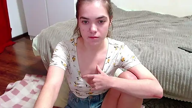 SallyMkn online show from December 1, 2024, 4:34 pm