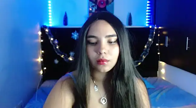 Miapeyton online show from December 6, 2024, 3:17 pm