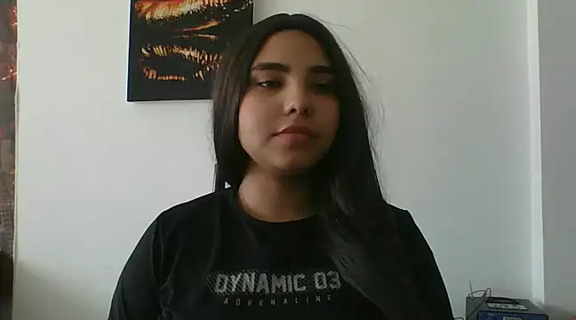 Miapeyton online show from December 3, 2024, 7:06 pm