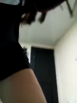 Sara Brownx online show from January 14, 2026, 3:43 am