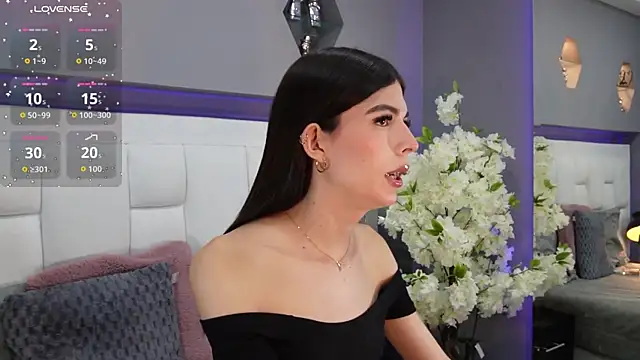 CuteAri online show from September 19, 2025, 8:57 pm