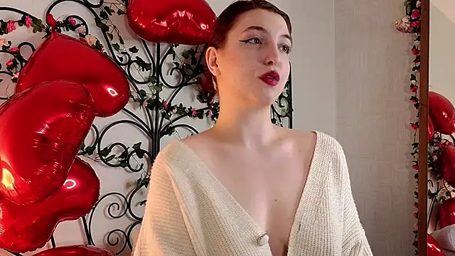 LisaVamp online show from February 15, 2025, 5:51 am