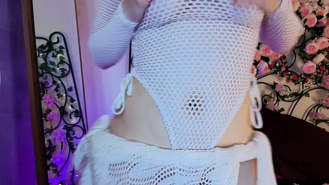 Snapshot of LisaVamp chatting on September 26, 2025, 11:00 pm LisaVamp online show from September 26, 2025, 11:00 pm