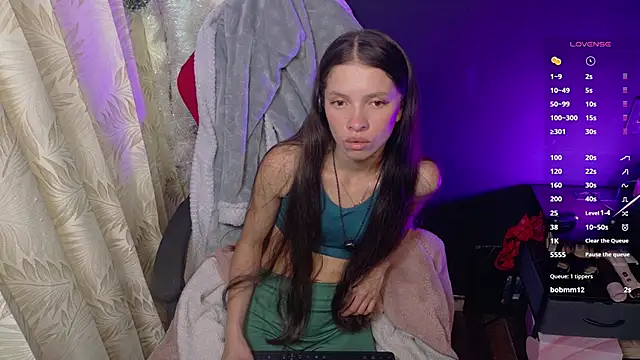 Snapshot of sweetdam12 chatting on February 17, 2026, 7:00 pm sweetdam12 online show from February 17, 2026, 7:00 pm