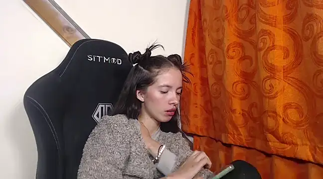 sweetdam12 online show from February 5, 2025, 12:31 am