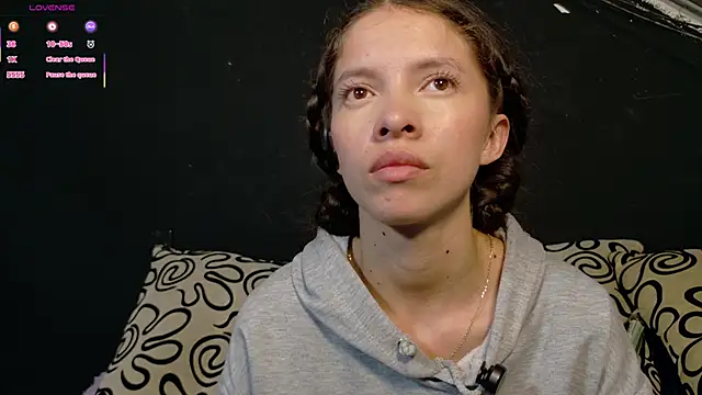 Snapshot of sweetdam12 chatting on October 25, 2025, 8:20 pm sweetdam12 online show from October 25, 2025, 8:20 pm