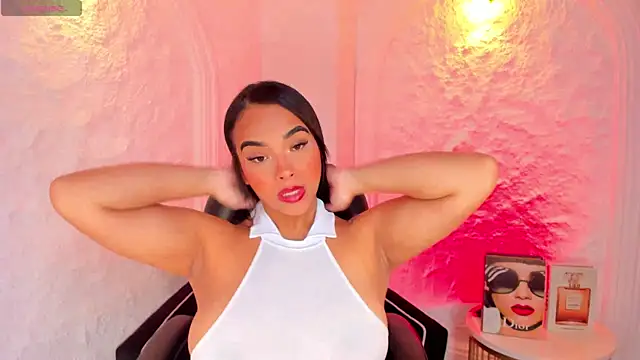 Snapshot of CarlaSmithX chatting on September 19, 2025, 3:32 am CarlaSmithX online show from September 19, 2025, 3:32 am