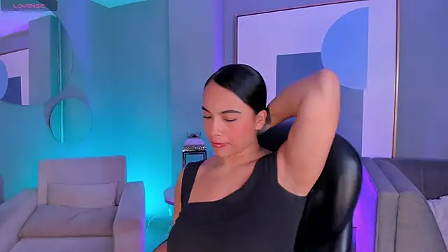 Snapshot of CarlaSmithX chatting on October 19, 2025, 1:14 pm CarlaSmithX online show from October 19, 2025, 1:14 pm