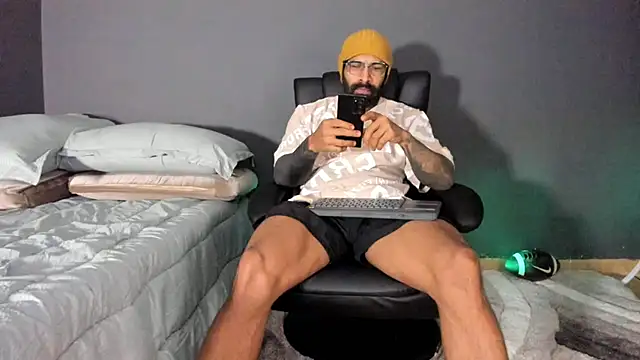 Brock hurn1 online show from February 23, 2025, 12:41 am