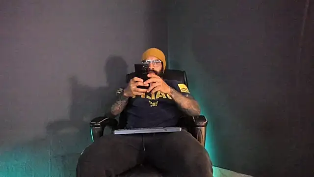 Brock hurn1 online show from February 18, 2025, 10:03 pm