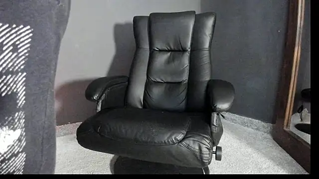 Brock hurn1 online show from September 12, 2025, 2:12 am