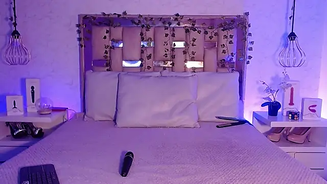 Snapshot of GigiVolkova chatting on October 10, 2025, 8:31 pm GigiVolkova online show from October 10, 2025, 8:31 pm