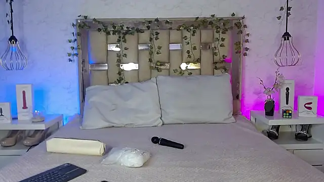 GigiVolkova online show from November 26, 2025, 3:28 am