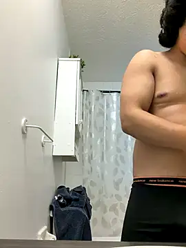 Snapshot of Naitsirc- chatting on October 24, 2025, 12:09 am Naitsirc- online show from October 24, 2025, 12:09 am