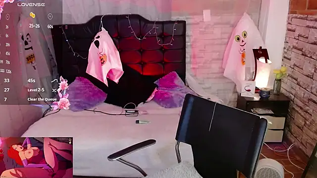 sweet valery21 online show from October 29, 2025, 3:00 pm