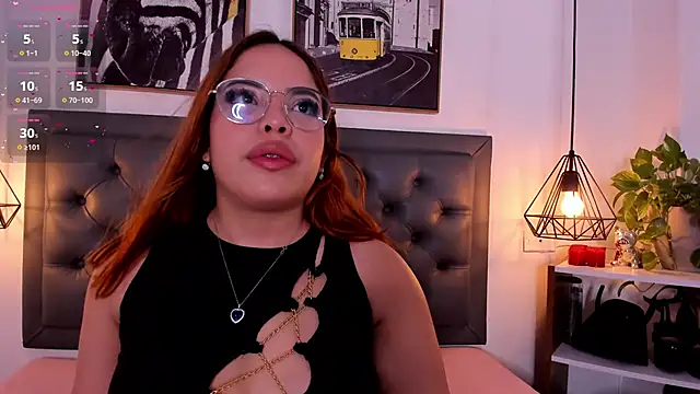 Snapshot of martina_monrohe chatting on February 27, 2025, 7:26 pm martina monrohe online show from February 27, 2025, 7:26 pm