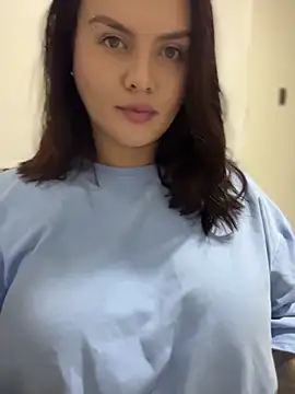 SabrinaVega online show from June 4, 2026, 5:45 am