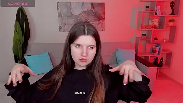 Snapshot of BonneyLove chatting on February 24, 2026, 5:25 pm BonneyLove online show from February 24, 2026, 5:25 pm