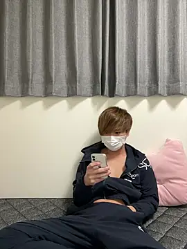 Snapshot of onimakura chatting on January 10, 2026, 11:49 am onimakura online show from January 10, 2026, 11:49 am