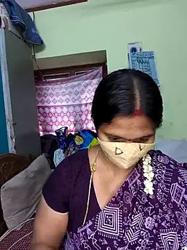 hotladyIndian1 online show from February 19, 2025, 5:05 am