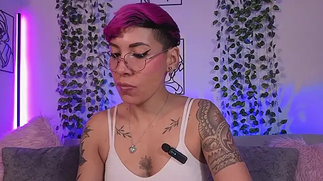 MiaMorgan  online show from March 15, 2026, 1:51 pm