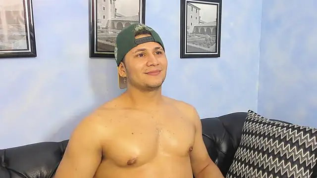 mathias cocks online show from September 9, 2025, 3:49 am