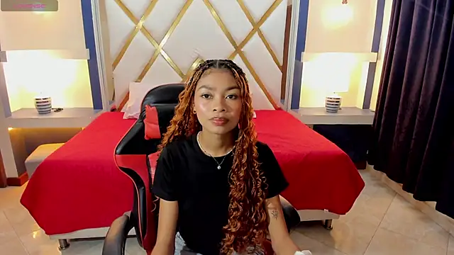 Snapshot of Perla_prg chatting on November 1, 2025, 5:29 pm Perla prg online show from November 1, 2025, 5:29 pm