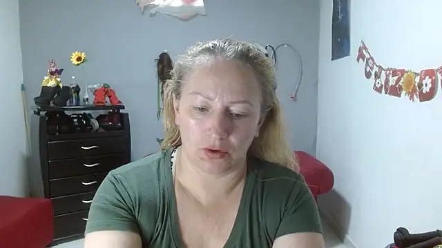 emperabigbootybigass online show from March 19, 2025, 9:58 pm