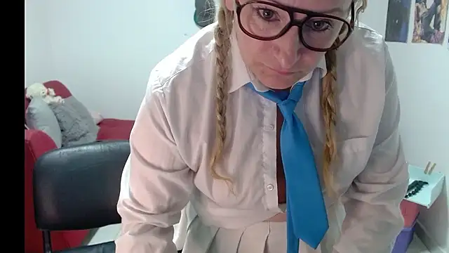 emperabigbootybigass online show from January 17, 2026, 12:15 am