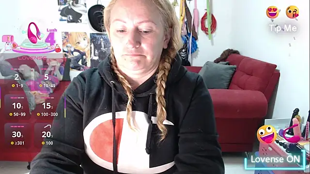 Snapshot of emperabigbootybigass chatting on October 31, 2025, 12:24 pm emperabigbootybigass online show from October 31, 2025, 12:24 pm