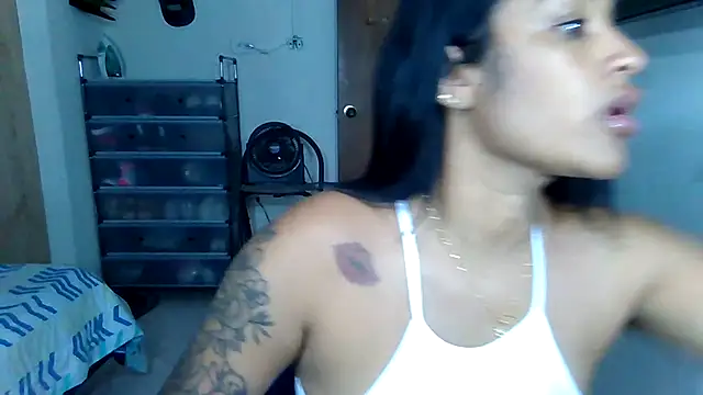 KatalinnaBrown online show from July 18, 2026, 1:14 am