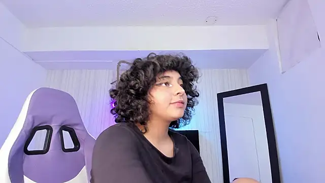 Snapshot of miku_katsuragi chatting on March 4, 2026, 3:03 am miku katsuragi online show from March 4, 2026, 3:03 am