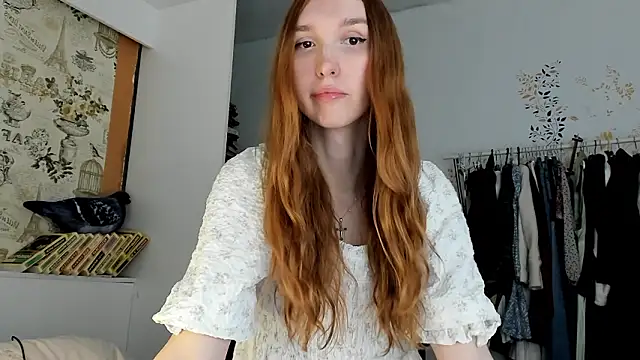 LisaIcon online show from March 1, 2026, 2:06 pm