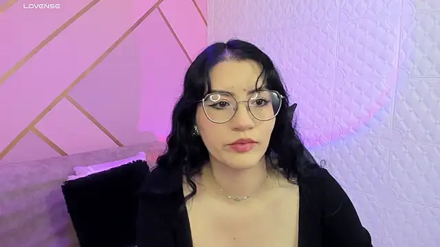 Violetaa diazz online show from January 5, 2026, 9:40 pm