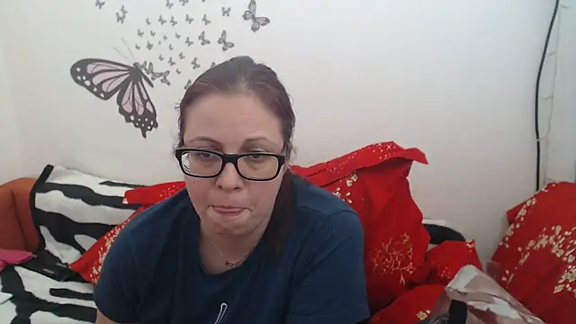 LadyHellene online show from February 25, 2025, 1:43 pm