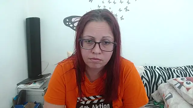 LadyHellene online show from February 11, 2026, 12:38 pm