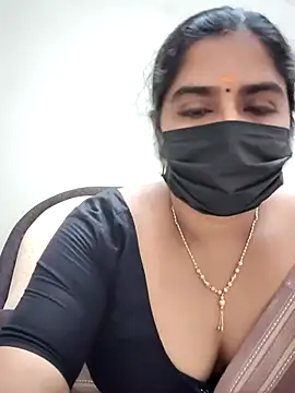 Snapshot of rani_deepa chatting on October 16, 2025, 3:31 pm rani deepa online show from October 16, 2025, 3:31 pm