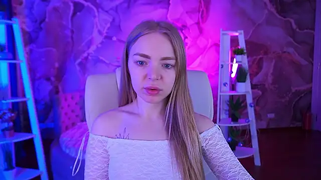 Snapshot of EmilySunshineS chatting on February 2, 2026, 7:07 am EmilySunshineS online show from February 2, 2026, 7:07 am