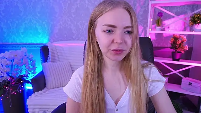 Snapshot of EmilySunshineS chatting on February 1, 2026, 8:12 am EmilySunshineS online show from February 1, 2026, 8:12 am