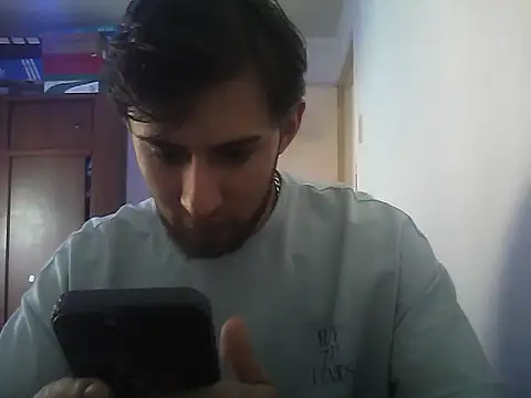 Snapshot of will00 chatting on September 19, 2025, 8:46 pm will00 online show from September 19, 2025, 8:46 pm