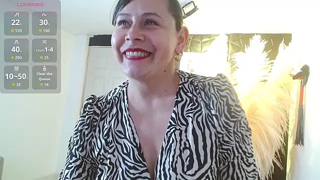 Snapshot of CINTHIA1609 chatting on October 17, 2025, 8:21 pm CINTHIA1609 online show from October 17, 2025, 8:21 pm