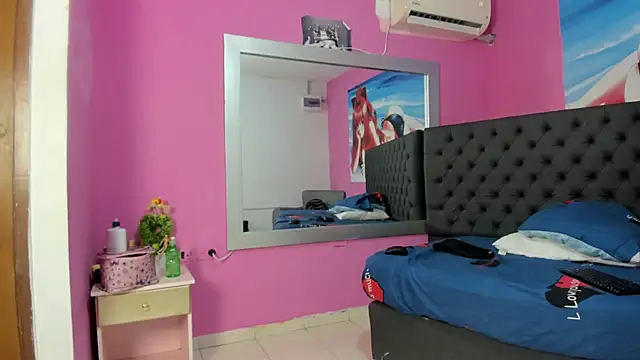  candy jade  online show from March 10, 2026, 11:36 am